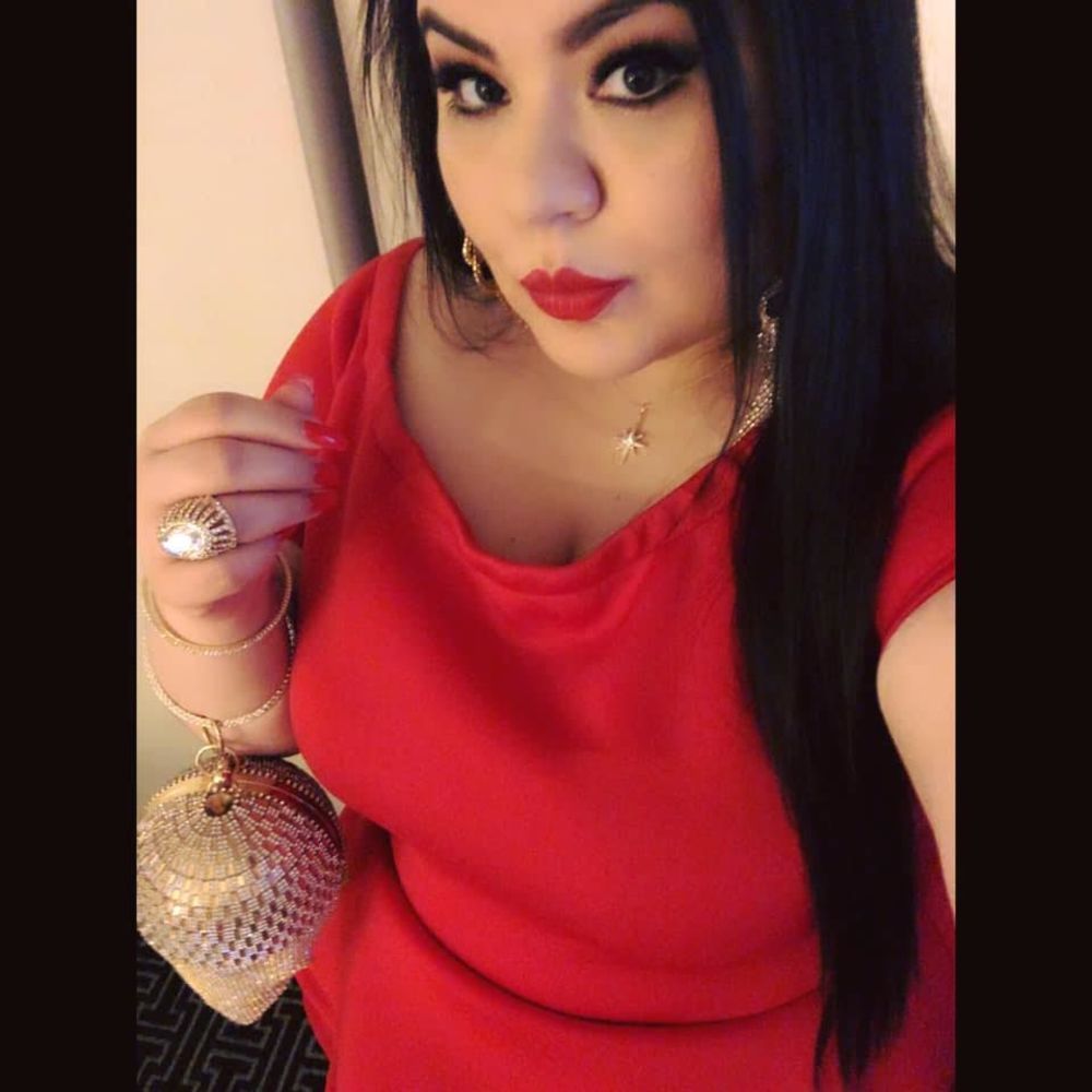 Meet your Posher, Candice